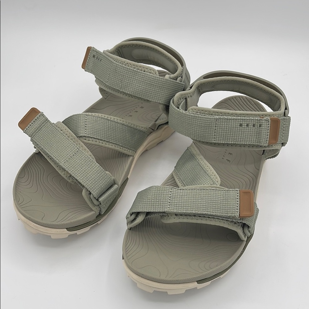 Reef Cross Shore, sage/tan